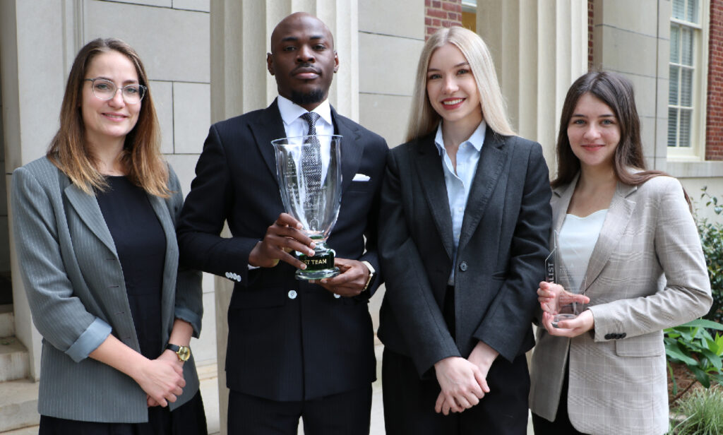LL.M. International Commercial & Investment Arbitration Moot Competition team photo